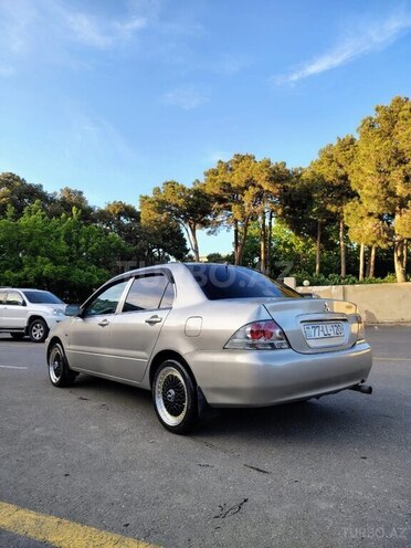 Mitsubishi Lancer 2009, 557,000 km - 1.3 l - Bakı