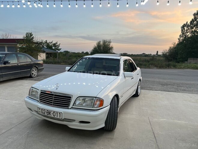 Mercedes C 230 1998, 273,139 km - 2.3 l - Salyan