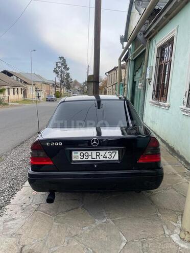 Mercedes C 220 1995, 215,000 km - 2.2 l - Qazax
