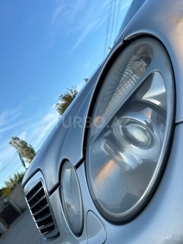 Mercedes E 270 2002, 306,000 km - 2.7 l - Bakı