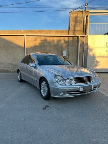 Mercedes E 270 2002, 306,000 km - 2.7 l - Bakı