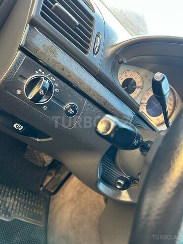 Mercedes E 270 2002, 306,000 km - 2.7 l - Bakı