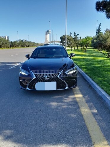 Lexus ES 300h-2