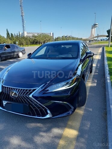 Lexus ES 300h-4
