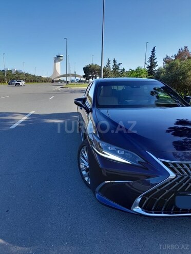 Lexus ES 300h-3