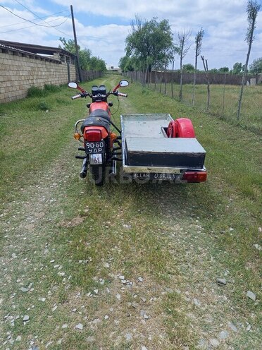 IJ Planeta 4 2004, 3,500 km - 0.3 l - Salyan
