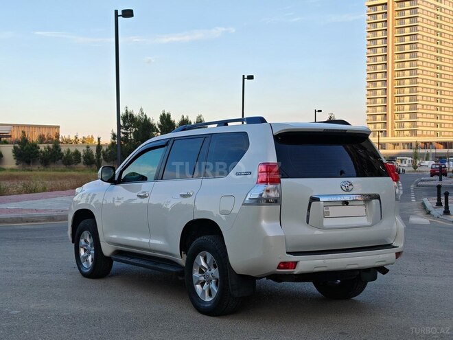 Toyota Land Cruiser Prado 2012, 245,000 km - 2.7 л - Bakı