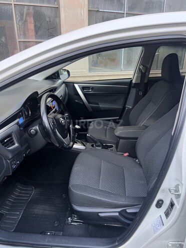 Toyota Corolla 2015, 238,000 km - 1.6 l - Bakı