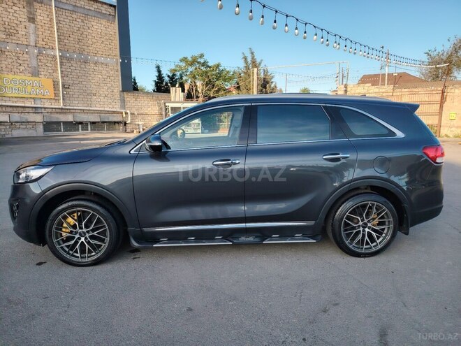 Kia Sorento-4