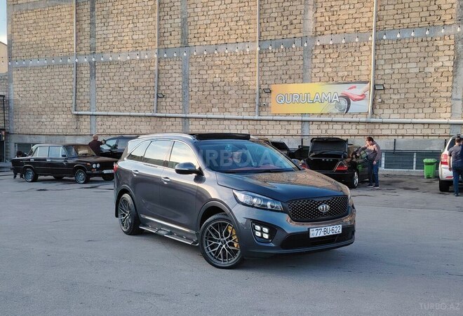 Kia Sorento-1