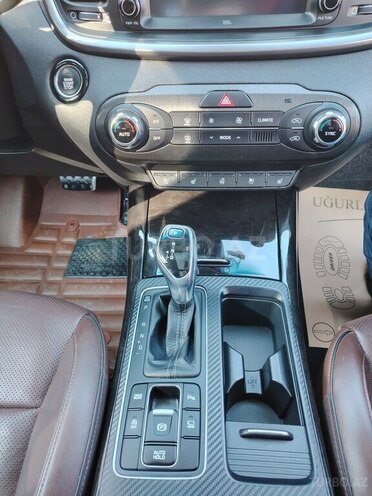 Kia Sorento-10