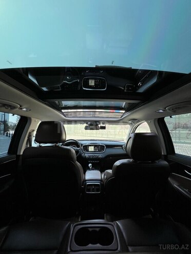 Kia Sorento-14
