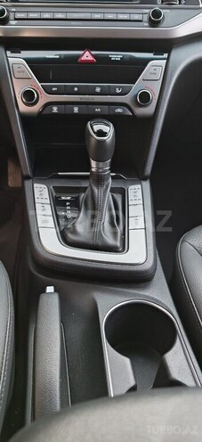 Hyundai Avante 2017, 234,000 km - 1.6 l - Gəncə