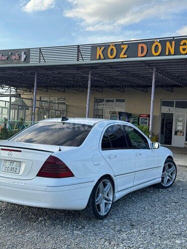 Mercedes C 320 2001, 270,000 km - 3.2 l - Hacıqabul