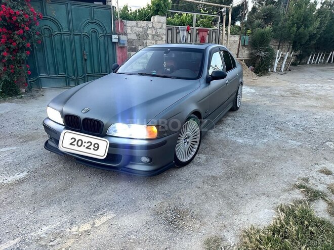 BMW 525 2002, 380,000 km - 2.5 l - Bakı