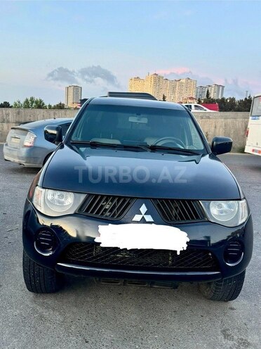 Mitsubishi L200 2008, 264,000 km - 2.5 l - Bakı