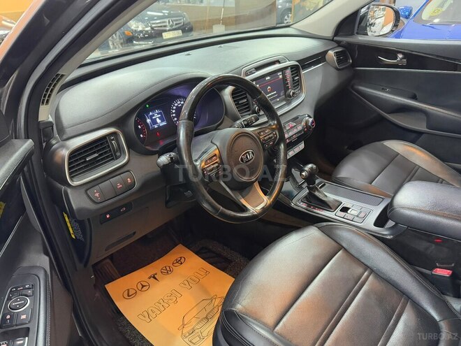 Kia Sorento-14
