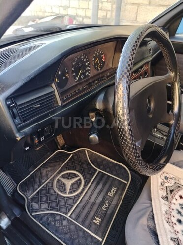 Mercedes 190 1991, 194,000 km - 2.0 л - Bakı
