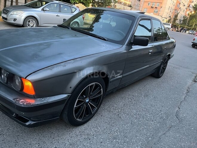 BMW 525 1988, 300,000 km - 2.5 l - Bakı