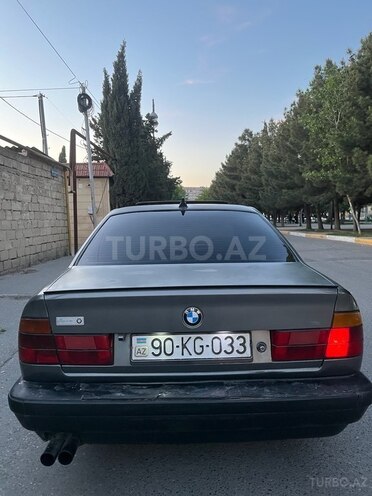 BMW 525 1988, 300,000 km - 2.5 l - Bakı