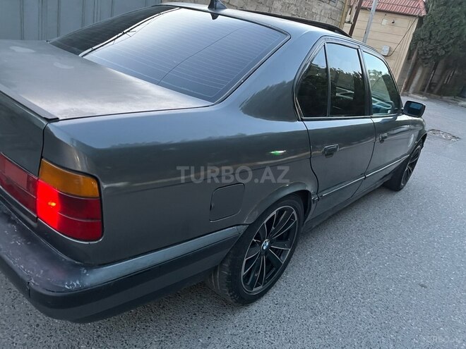 BMW 525 1988, 300,000 km - 2.5 l - Bakı