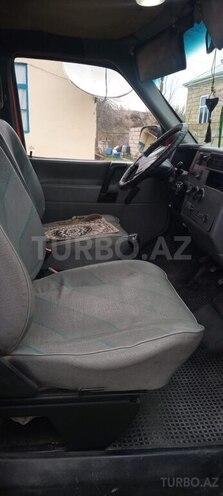 Volkswagen Transporter 1991, 450,000 km - 1.9 l - Salyan