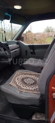 Volkswagen Transporter 1991, 450,000 km - 1.9 l - Salyan