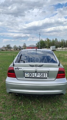 Opel Vectra 2000, 385,423 km - 1.8 l - Tovuz