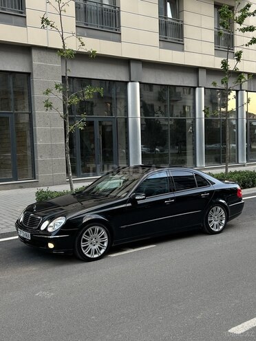 Mercedes E 320 2002, 243,000 km - 3.2 л - Bakı