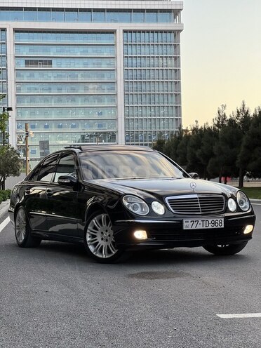 Mercedes E 320 2002, 243,000 km - 3.2 л - Bakı
