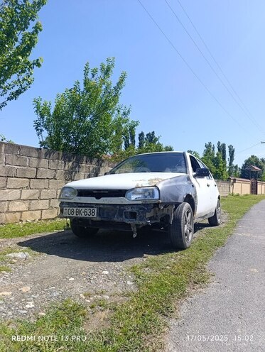 Volkswagen Golf 1992, 330,000 km - 1.6 л - Balakən