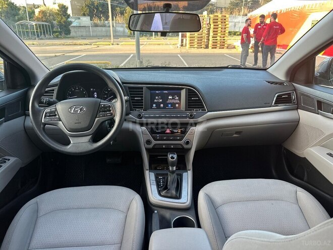 Hyundai Elantra 2017, 93,000 km - 2.0 l - Bakı