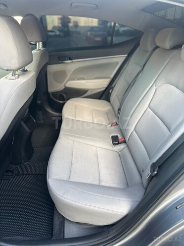 Hyundai Elantra 2017, 93,000 km - 2.0 l - Bakı