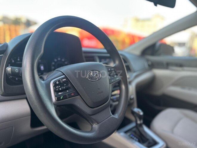 Hyundai Elantra 2017, 93,000 km - 2.0 l - Bakı