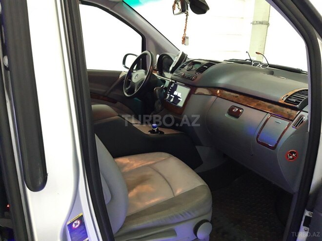 Mercedes Viano 2009, 313,000 km - 2.2 л - Bakı