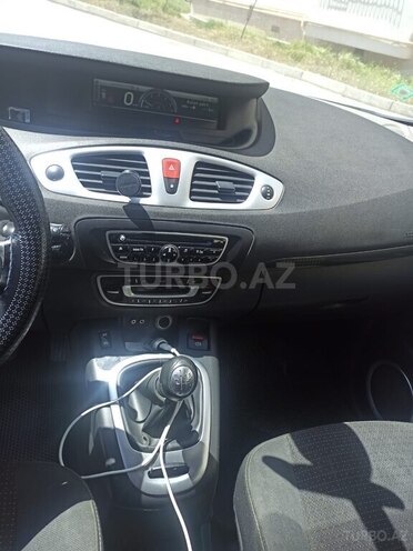 Renault Grand Scenic 2009, 413,000 km - 1.5 l - Bakı