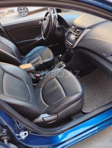Hyundai Accent 2015, 197,000 km - 1.6 l - Bakı
