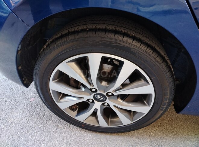 Hyundai Accent 2015, 197,000 km - 1.6 l - Bakı