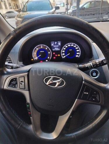 Hyundai Accent 2015, 197,000 km - 1.6 l - Bakı