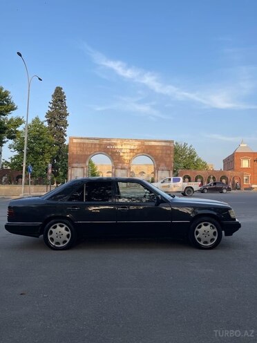 Mercedes E 260 1991, 500,000 km - 2.6 л - Gəncə
