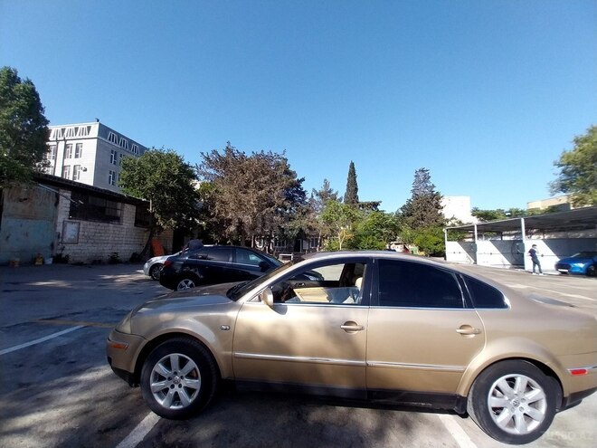 Volkswagen Passat 2003, 400,000 km - 1.8 л - Bakı