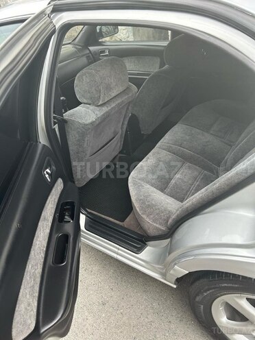Nissan Maxima-10