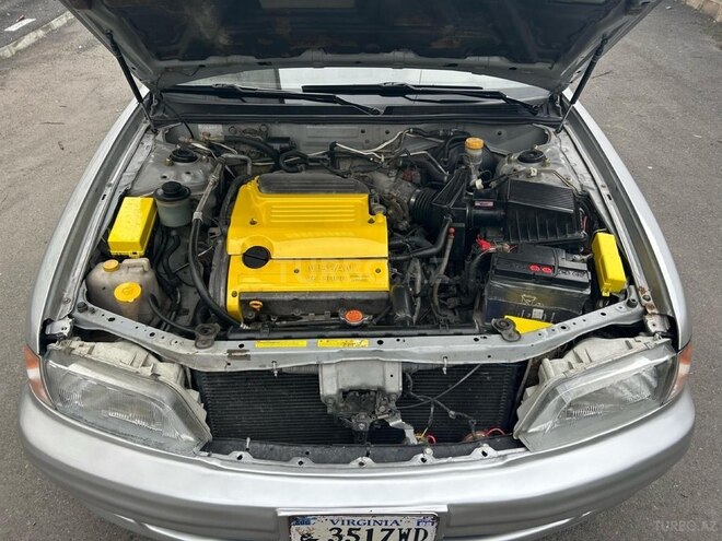 Nissan Maxima-8