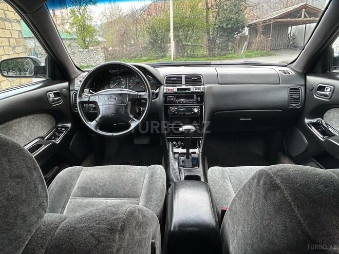 Nissan Maxima-9