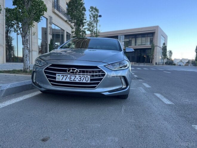Hyundai Elantra 2016, 110,000 km - 2.0 l - Bakı