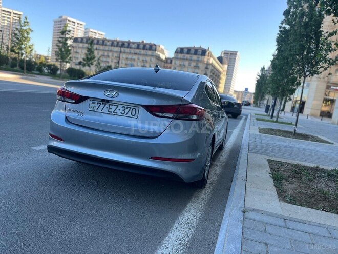 Hyundai Elantra 2016, 110,000 km - 2.0 l - Bakı