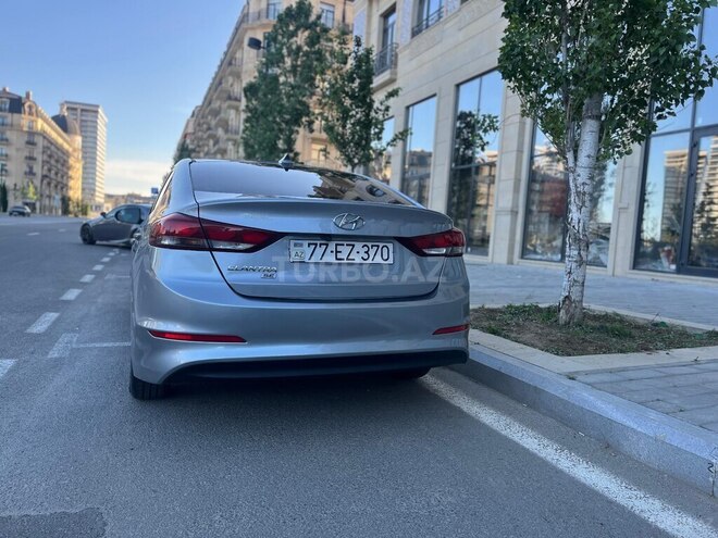 Hyundai Elantra 2016, 110,000 km - 2.0 l - Bakı