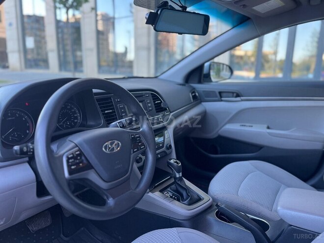 Hyundai Elantra 2016, 110,000 km - 2.0 l - Bakı