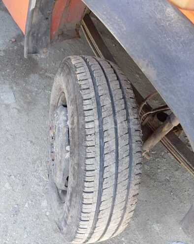 Mercedes 609 D 1992, 300,000 km - 3.9 l - Bakı