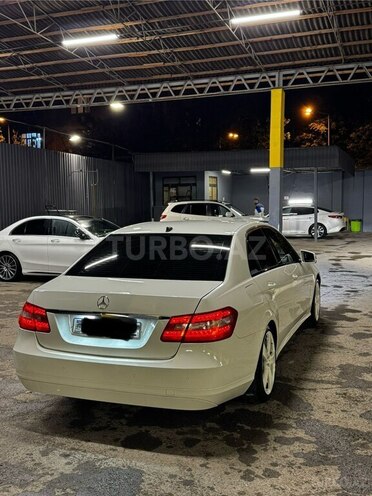 Mercedes E 200 d 2010, 343,000 km - 2.2 l - Bakı
